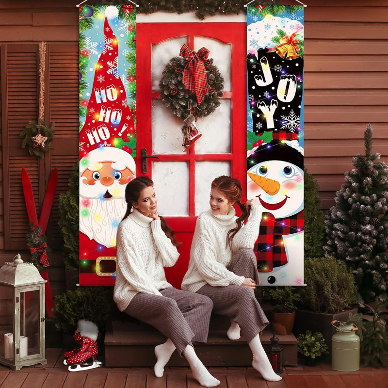 Hanging christmas balls outside on sale